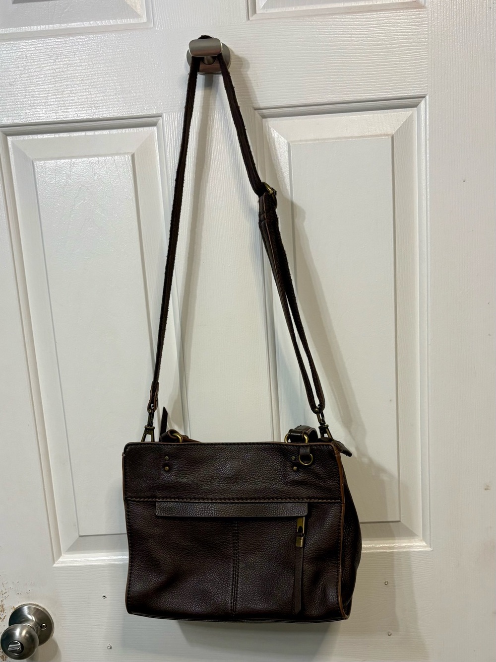 The Sak Dark Brown Leather Shoulder Bag - Picture 7 of 7